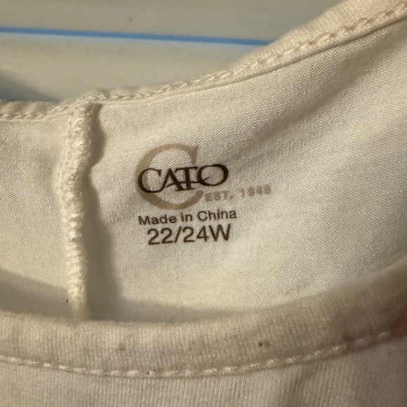 3/4 Sleeve Winter Scene T-Shirt - Picture 3 of 4